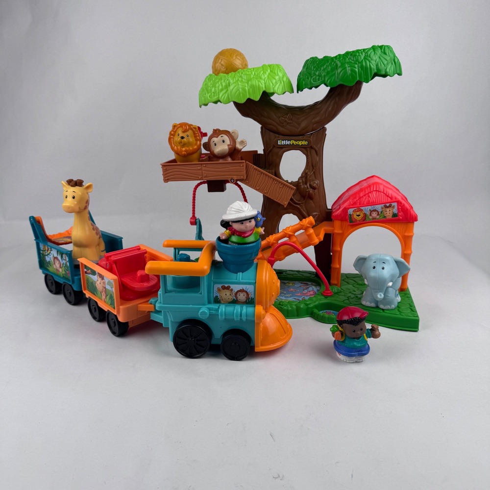 Fisher Price Little People Big Animal Zoo Tree House with Train 2002 Animals